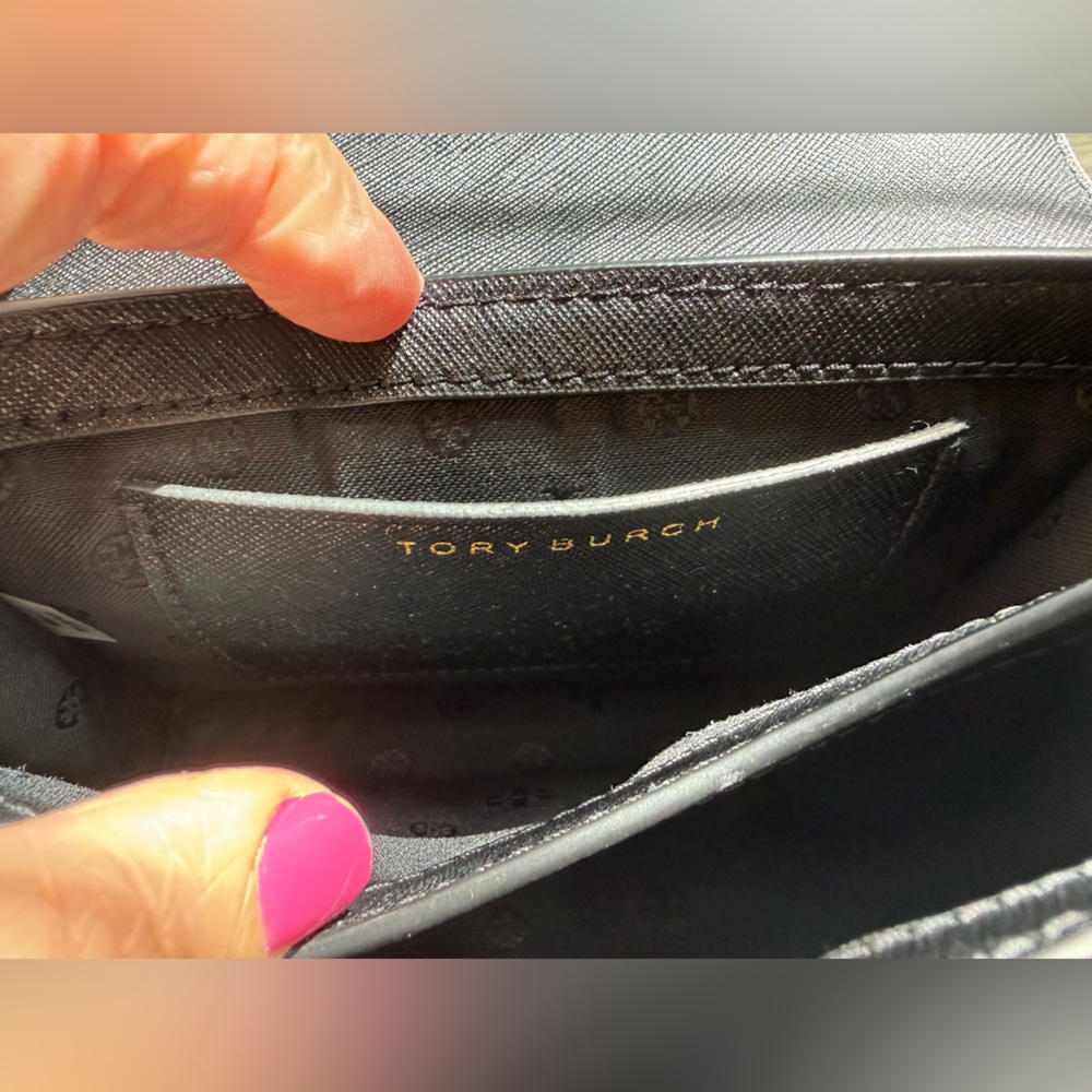 Tory Burch Black Saffiano Leather Shoulder or crossbody bag in black w/Gold Logo - Picture 12 of 16